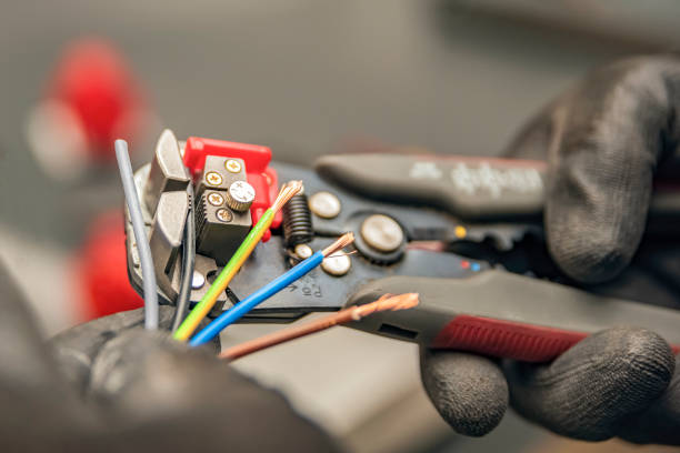 Best Electrical Contractors for Businesses  in Largo, MD